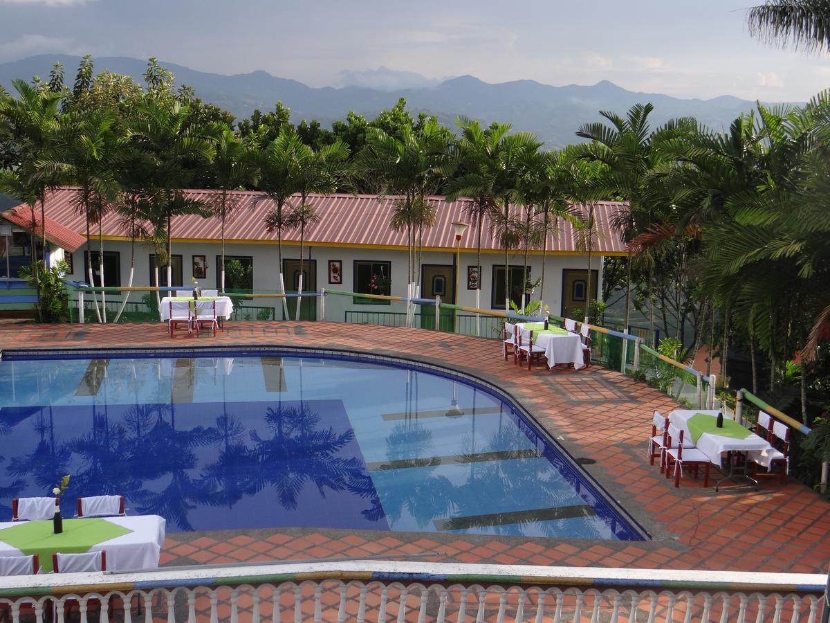 Palestina Ecohotel Chinchina ภายนอก รูปภาพ